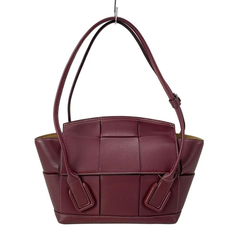 Bottega Veneta Shoulder Bag Small The Arco Bordeaux Lambskin