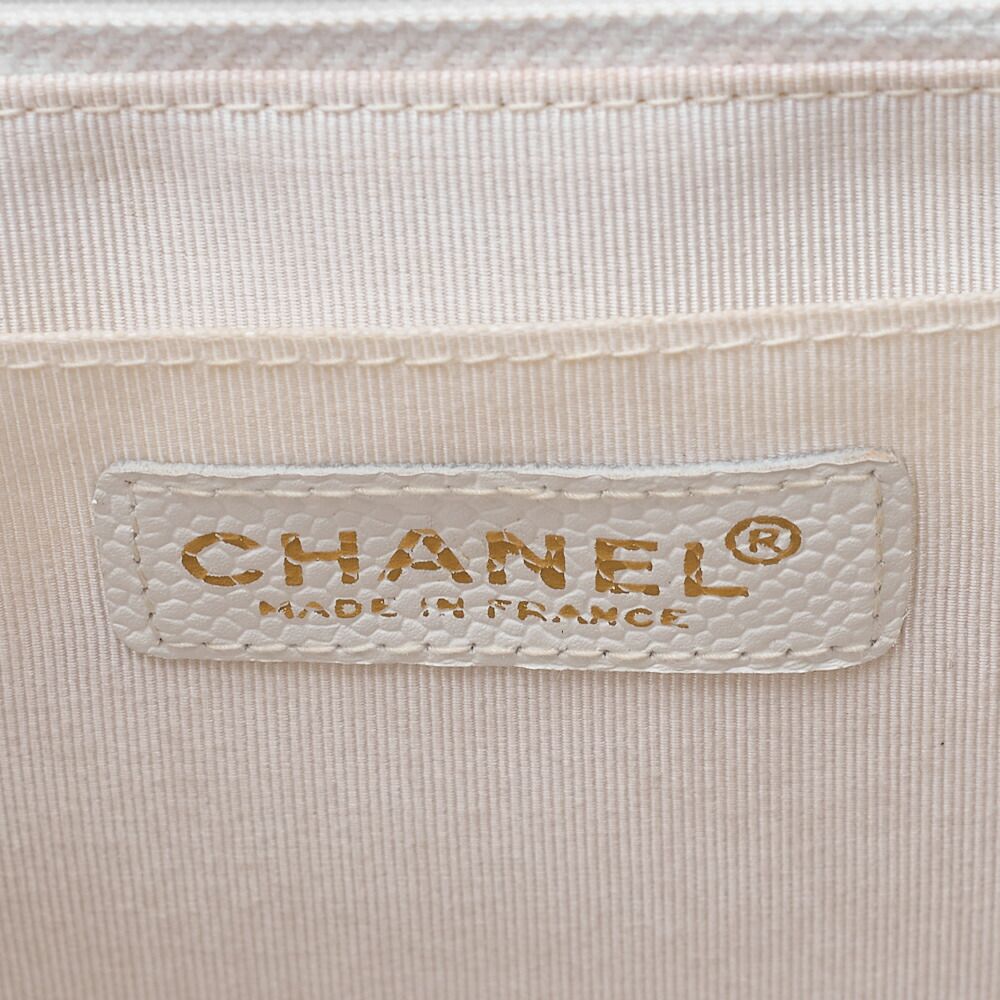 Chanel Handbag Turnlock Kelly Shape Wood Pattern Caviar Skin White With Gold