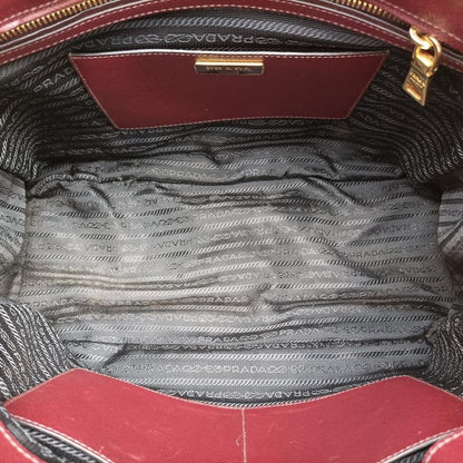 Prada Galleria Wine Red And Black Saffiano Leather Bn22747 V 208