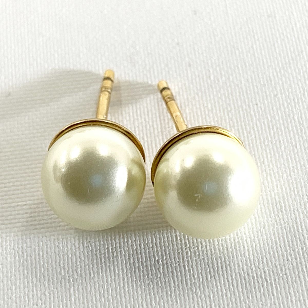 Christian Dior Tribal Earrings Pearl Gold