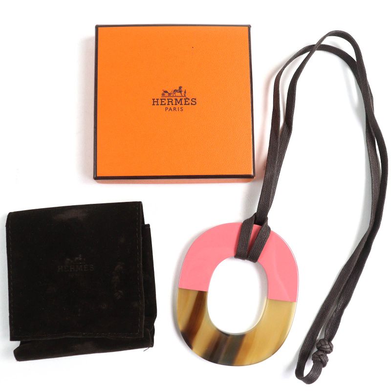 Hermes Ism Bicolor Pendant Necklace Buffalo Horn Lacquer Wood Beige Pink Ladies