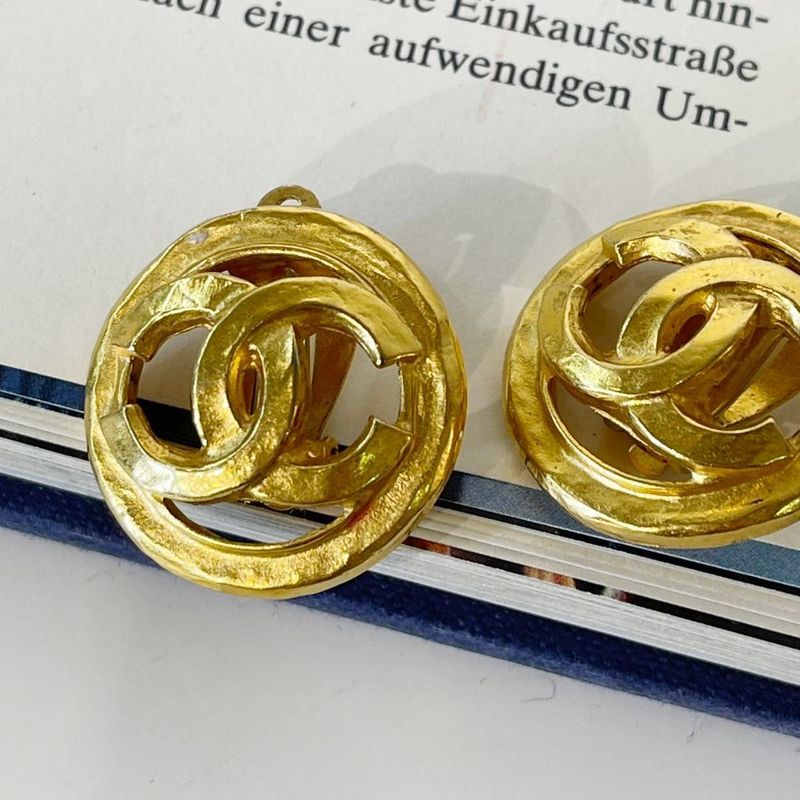 Chanel 01P Coco Mark Circle Earrings Ladies Gold
