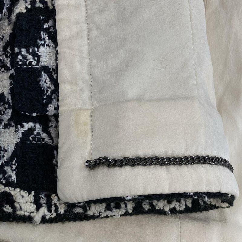 Chanel Jacket Size 42 L Women's P09771 Black And Ivory Tweed / Long Sleeves /