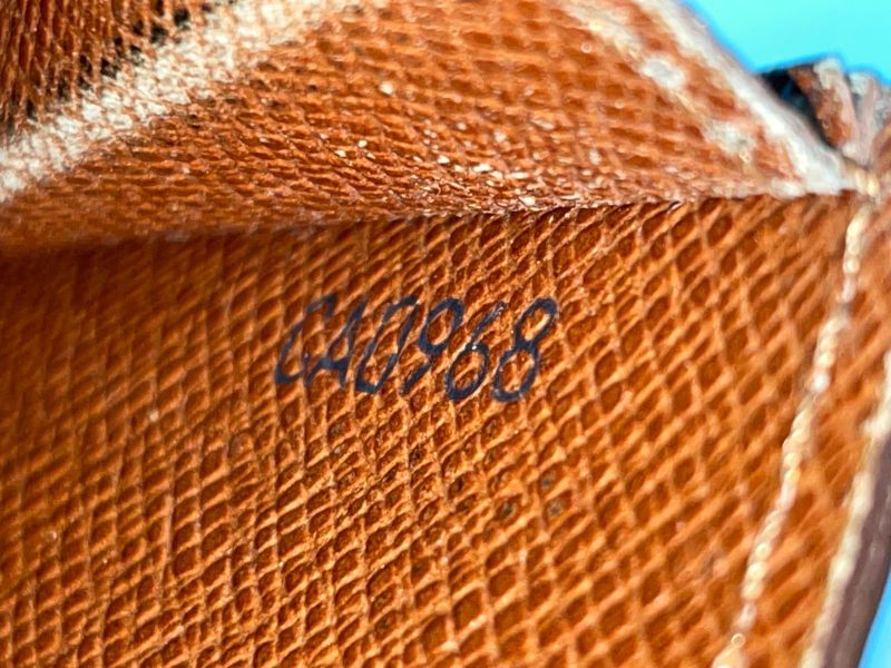 Louis Vuitton ルイ・ヴィトン モノグラム ポルトフォイユ・3カルトクレディ円 長財布 M61818 ブラウン スペイン製