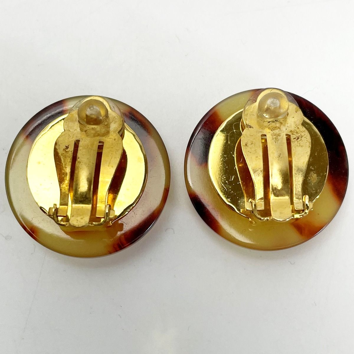 Chanel Coco Mark Circle Plated Tortoiseshell Pattern Engraved 97p Accessory