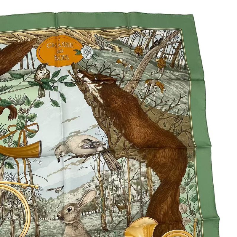 Hermes Carre 90 Chasse Au BOIS Hunting In The Woods Scarf Silk Green