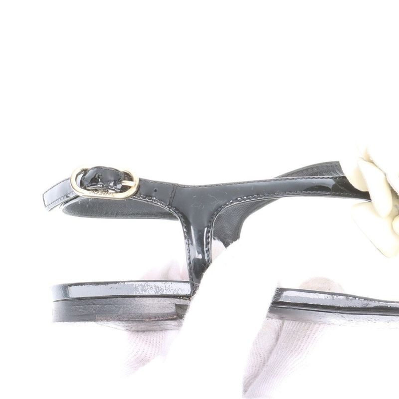 Chanel Coco Mark Camellia Patent Leather Sandals Women's 35C Black And Ivory
