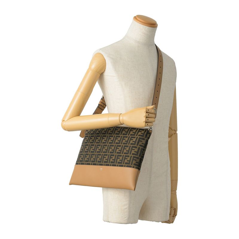 Fendi Shoulder Bag FF Logo Tobacco