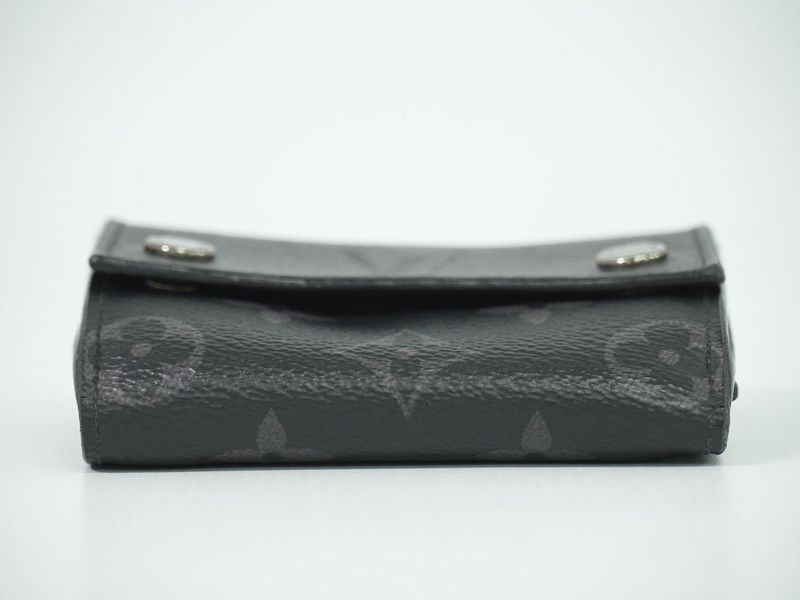 Authentic Louis Vuitton LV Discovery Monogram Eclipse Fold Wallet Black Gray