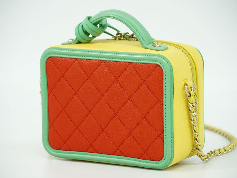 Authentic Chanel CC Filigree Vanity Bag Shoulder Bag Caviar Skin Leather Red