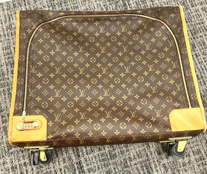 Louis Vuitton Pullman USA Trunk : Y0945