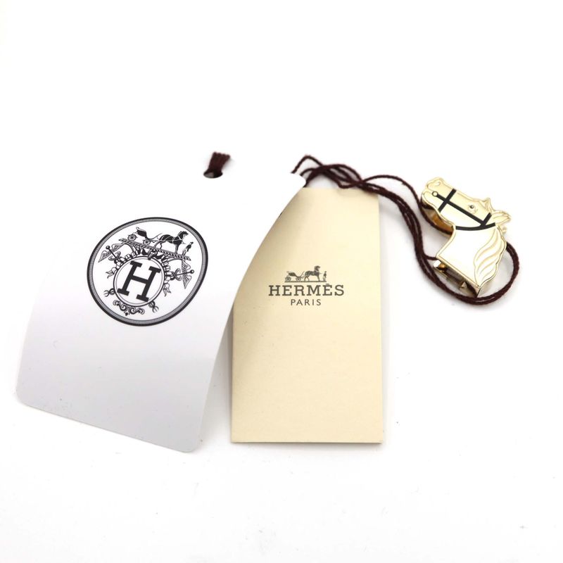 Unused Hermes Scarf Ring Cadrige Horse Gold Black Accessories H4437