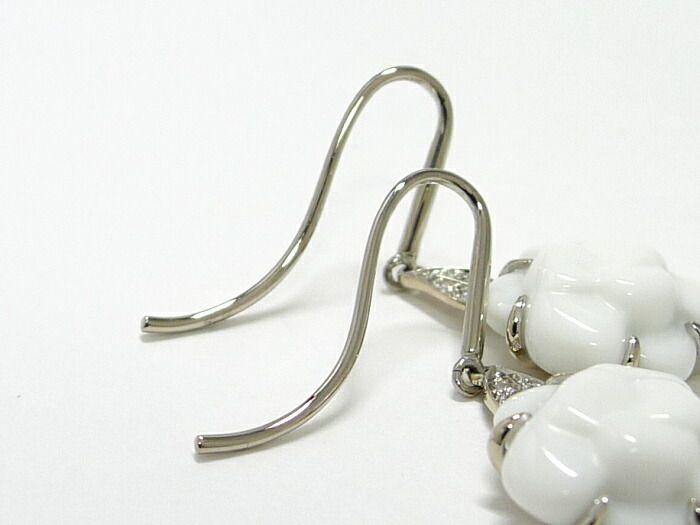 Chanel Earrings Camellia Swing Drop 750wg 18K White Gold White Togo Old Diamond