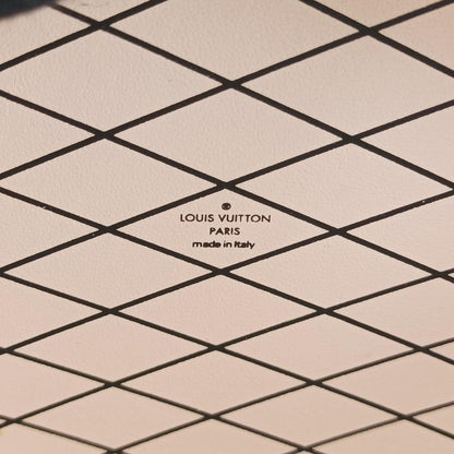 Louis Vuitton Petite Boite Chapeau Silver Epi M53074pl0158