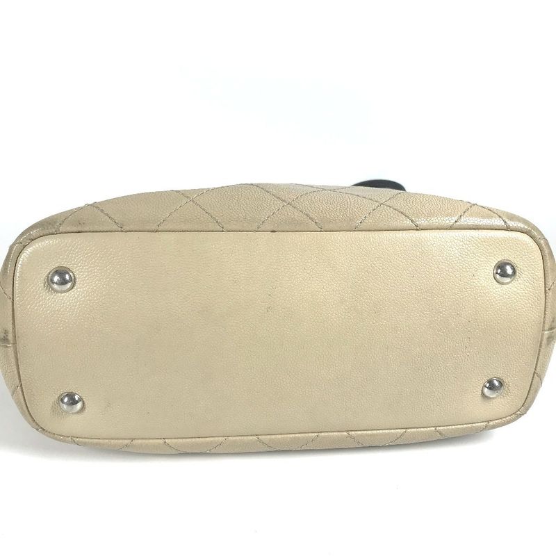 Chanel Shoulder Bag On The Road Matelasse Quilted Bicolor A92211 Caviar Skin