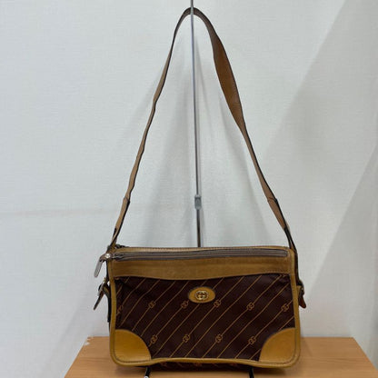 Old Gucci Shoulder Bag Vintage A25-1846