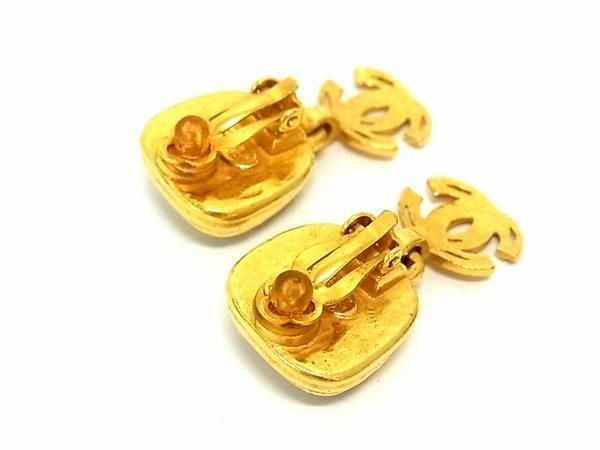 Chanel Coco Mark 97 A Clip On Earrings Accessories Women's Gold And Silver