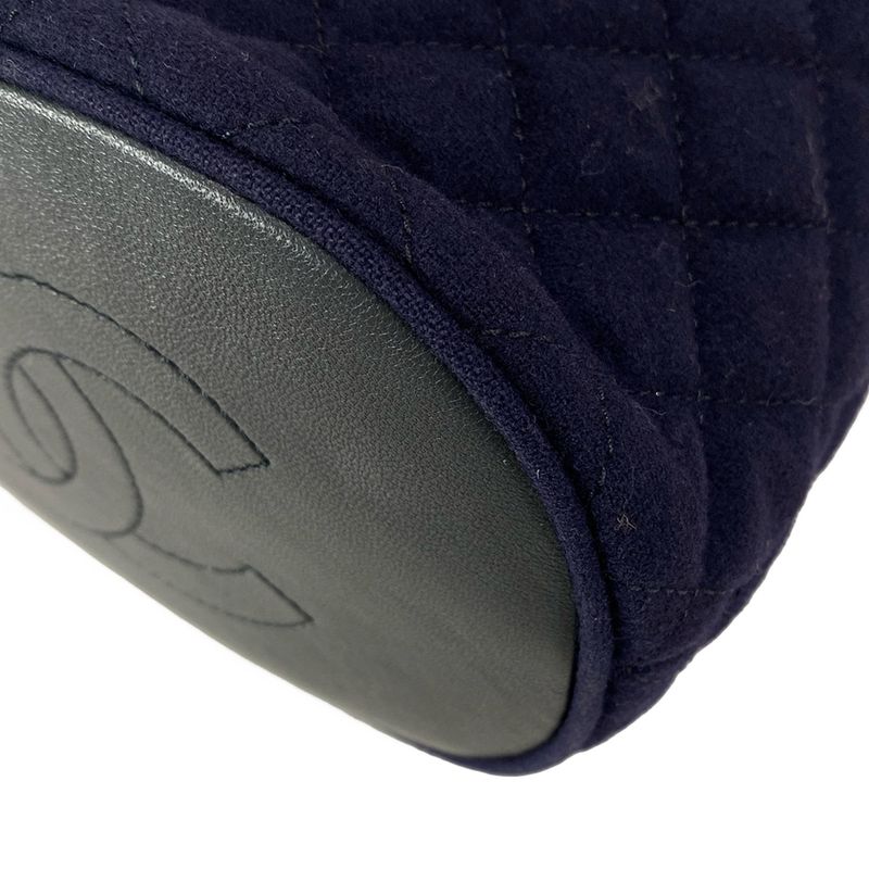 Chanel Shoulder Bag Matelasse Navy Marine Charm / Vintage Gold Hardware /