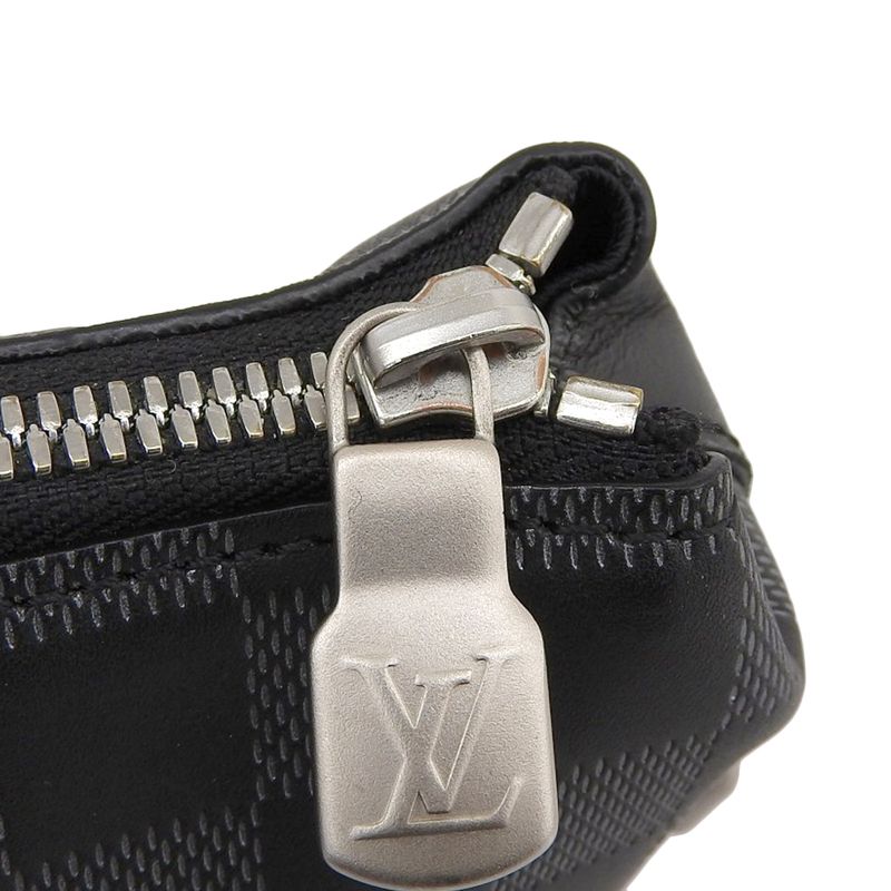 Louis Vuitton Damier Infini Discovery Messenger BB Shoulder Bag