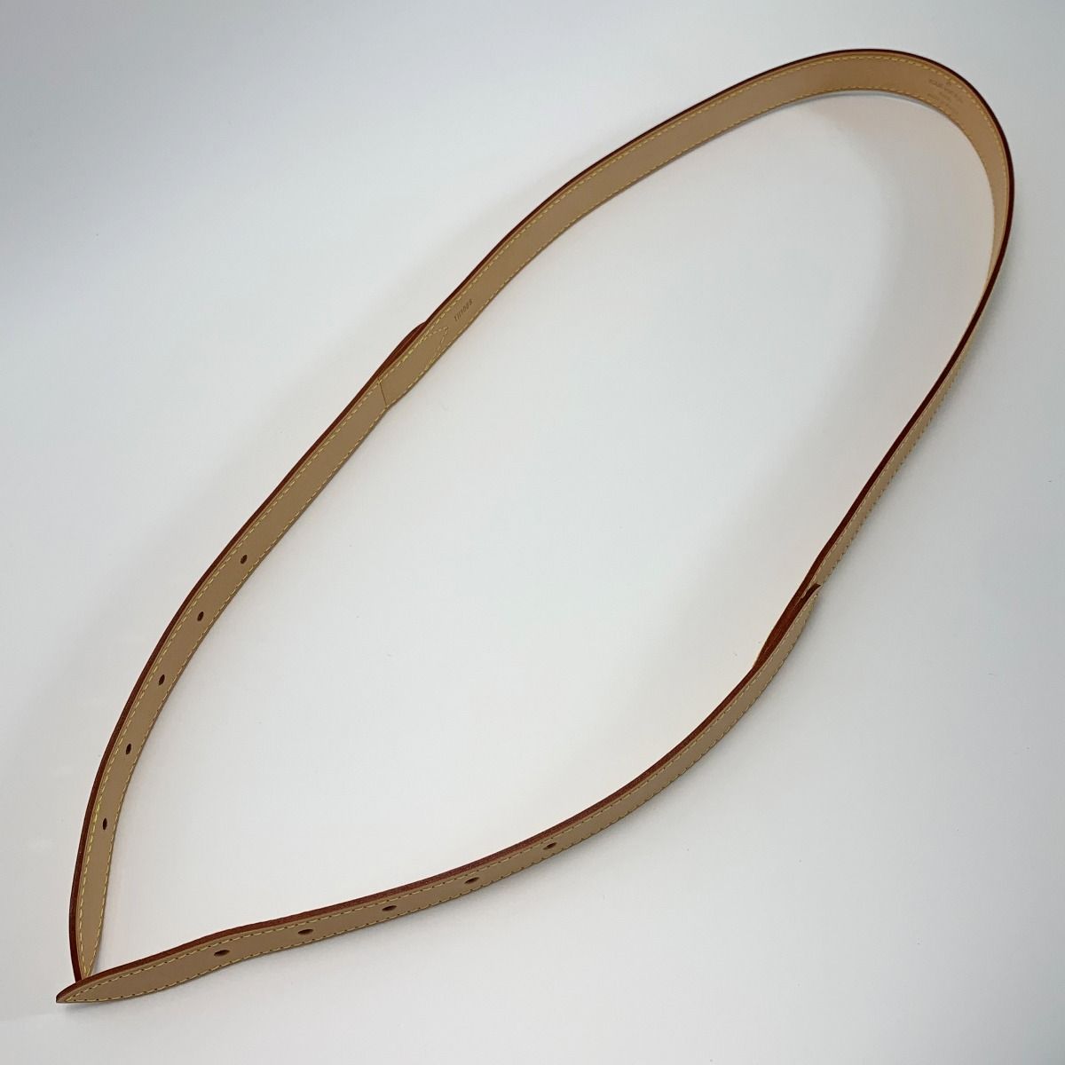 Louis Vuitton Leather Leather Beige J54316 152cm (59.84in) Bag Accessories