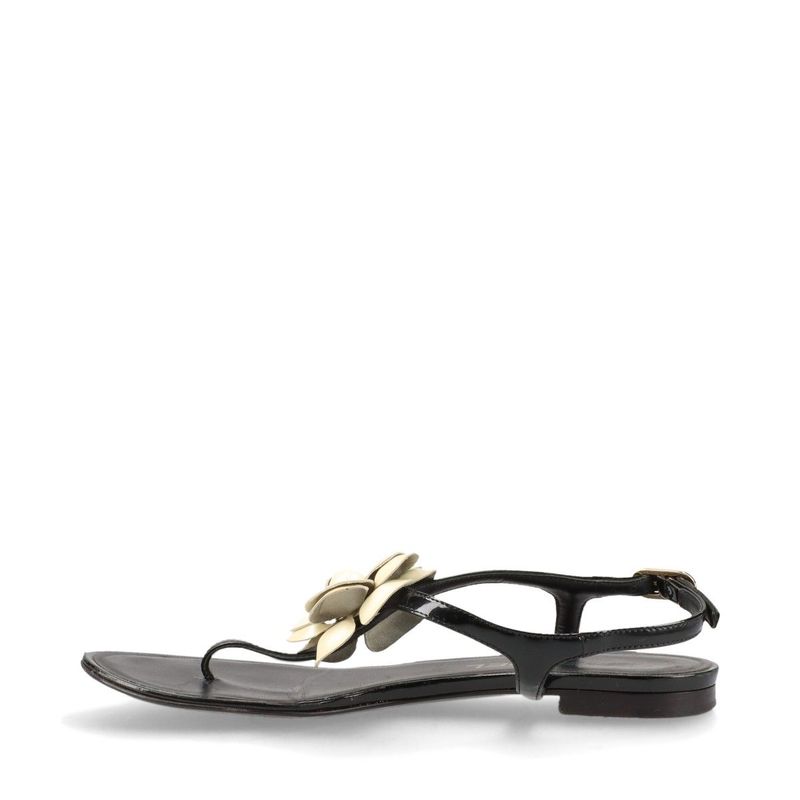 Chanel Coco Mark Camellia Patent Leather Sandals Women's 35C Black And Ivory
