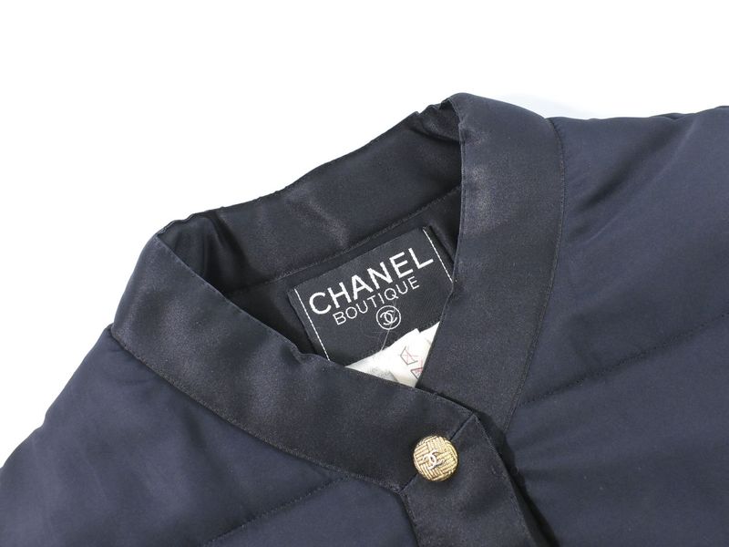 Authentic Chanel Estimated Nylon Down Jacket Outerwear Black Women's Clothing