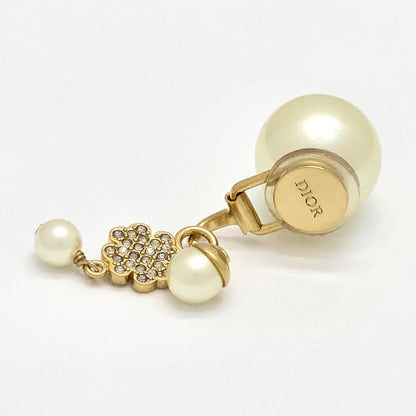 DIOR Tribales Clip Earrings Binaural Star Clover Charm White Resin Pearl White