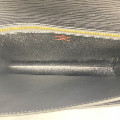 Louis Vuitton Epi Pochette Série Dragonne M52762 Noir Black Men's