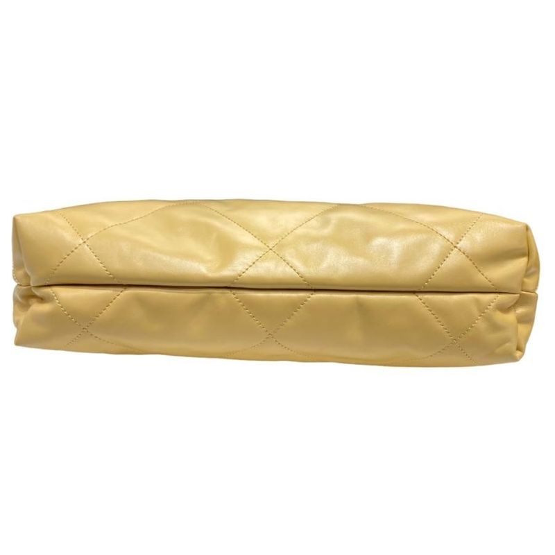 Chanel 22 Tote Small Handbag As3260 Matelasse Coco Mark Plate Yellow Gold