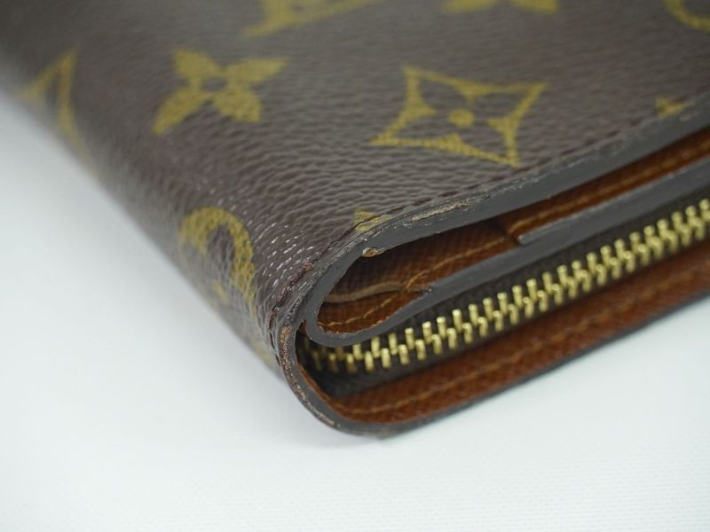 Authentic Louis Vuitton LV Compact Zip Monogram Fold Wallet Brown M61667