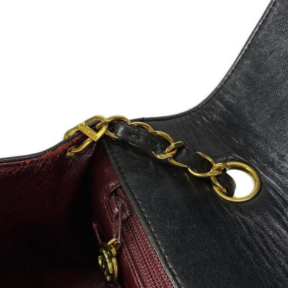 Chanel Shoulder Bag Diana Flap Matelasse A01165 Black Gold Hardware / Chain