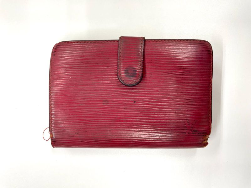 Louis Vuitton Epi Portmonnais Vier Viennois Foldable Wallet With Clasp M63247