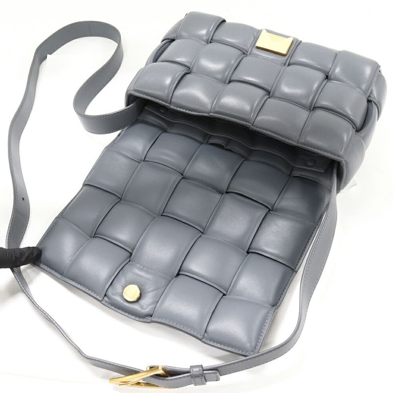 Bottega Veneta Shoulder Bag Small Patted Cassette Lambskin Gray 717506