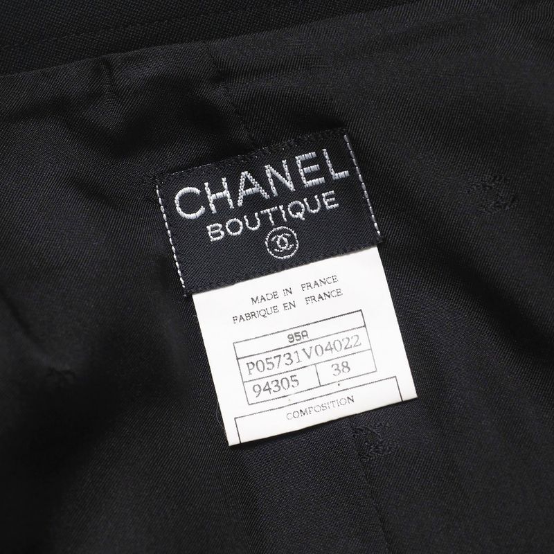 Chanel Skirt Size 38 95A Tight Skirt CC Logo Coco Mark Button Wool Black Made