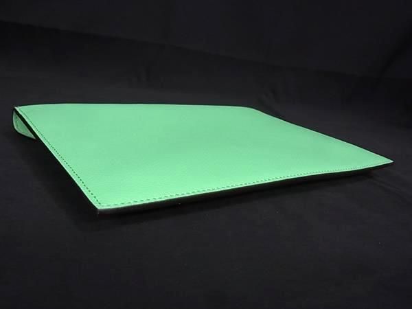 Fendi FF Diamond Leather Clutch Bag Second Bag Green And Light Beige Fa3647