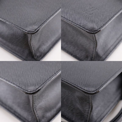 Louis Vuitton Selenga M30782 Taiga Ardoise Black Men's Second Bag