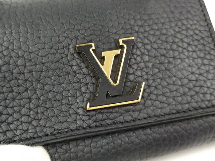 Louis Vuitton Porte Feuille Capucines Bifold Wallet Navy M62157