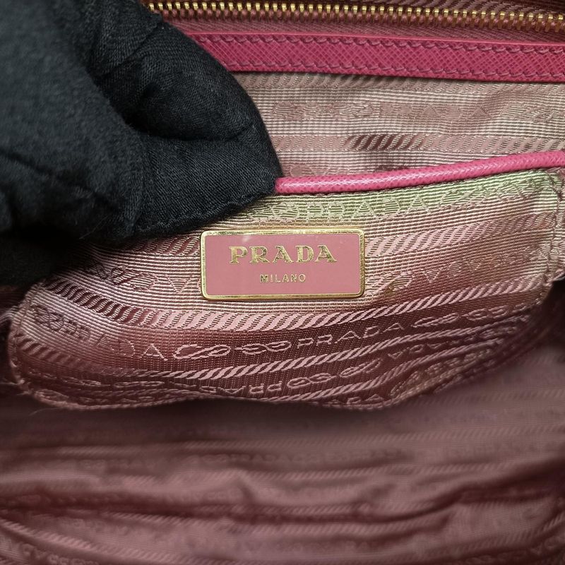 Prada Galleria Pink Saffiano Leather Bn178614