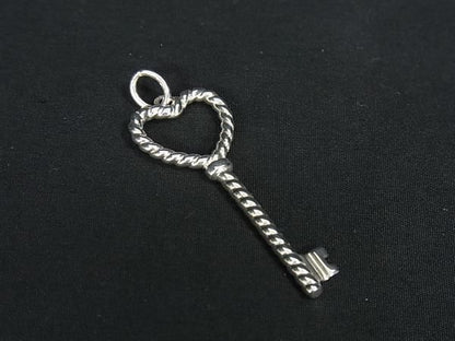 Tiffany & Co Tiffany & Co Twisted Heart Key Sv925 Necklace Top