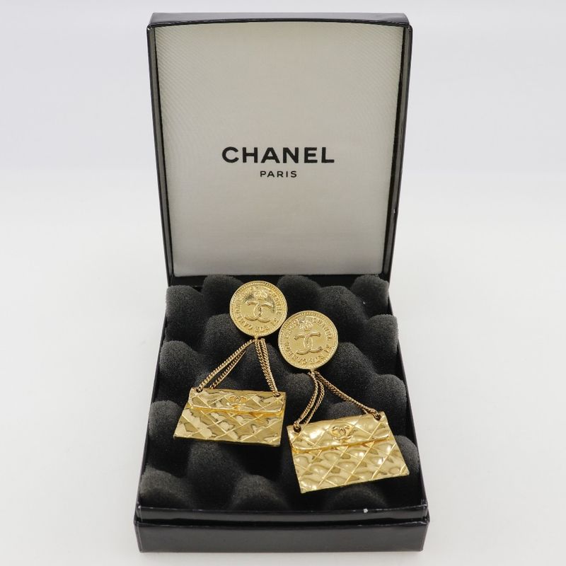 Chanel Coco Mark Matelasse Motif Gold Plated 26 Ladies 39.0g Earrings