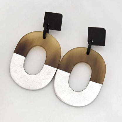 Hermes Earrings Ism Binaural Buffalo Horn Lacquer Brownish/silver Color Silver