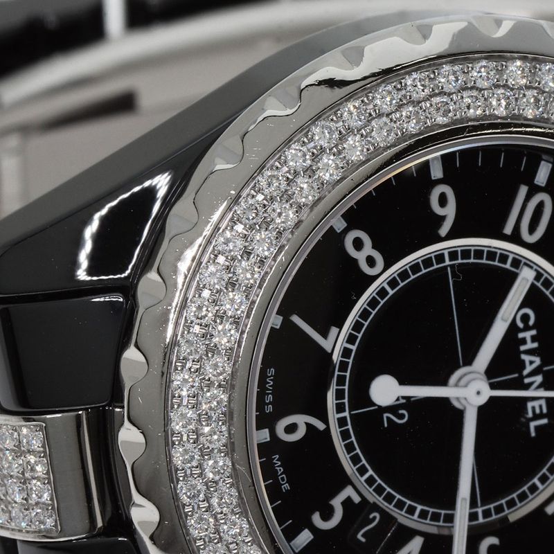 Chanel H1338 J12 33mm (130in) Bezel Bracelet Diamond Wristwatch Ceramic Ceramic