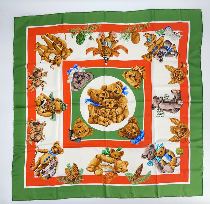 Hermes Carre 90 Confidets Descoeurs Friends Of The Heart Green X Multicolor