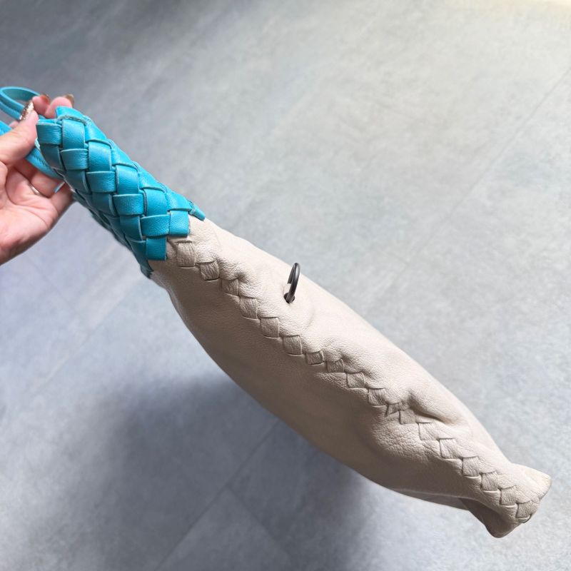 Bottega Veneta Intrecciato Leather Tote Handbag Bicolor Light Blue Ivory A4