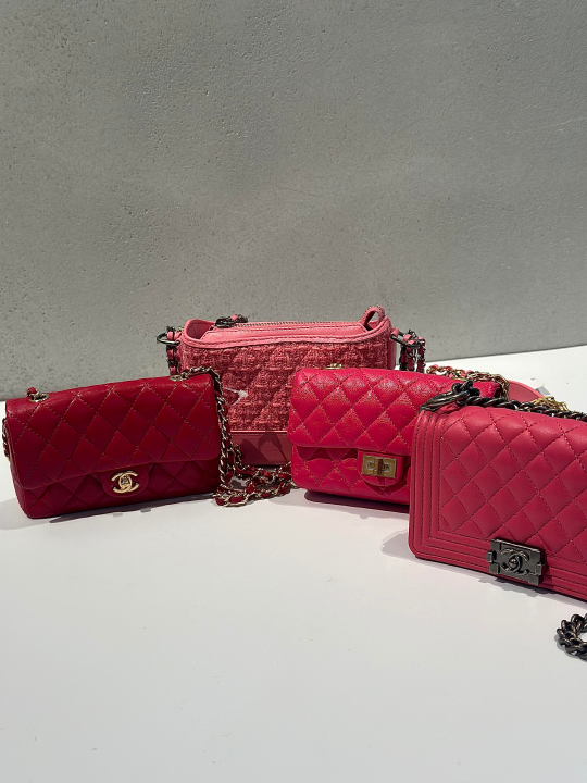 Chanel 4-piece Mini Chain Shoulder Set Box  Case 4 Stickers 4 Stickers 4 Cards