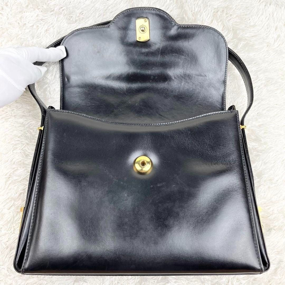 GUCCI GG Logo Leather Vintage Shoulder Bag Purse Black - The Reluxe