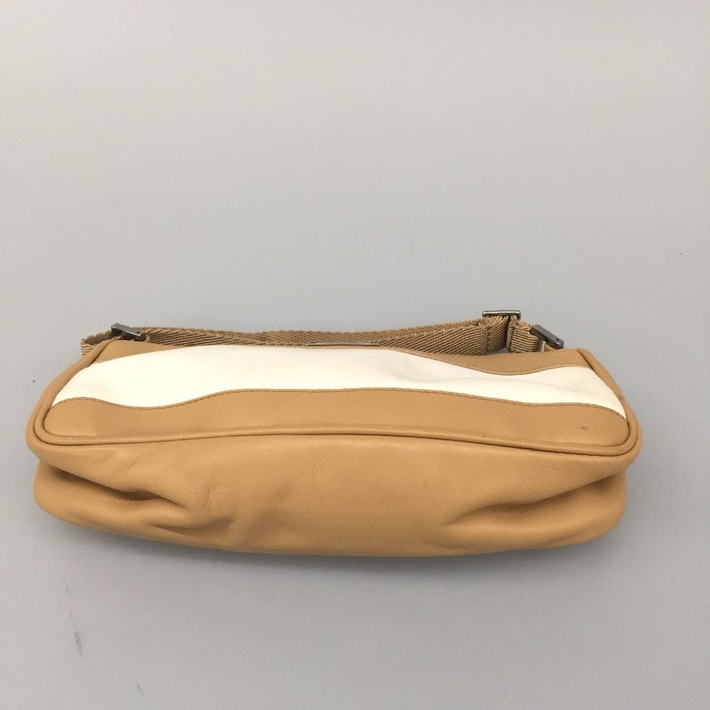 Gucci Pouch 002404/ 92820 Beige X White