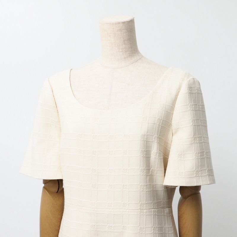 Gucci Dress Size 42 Short Sleeves Dress GG Logo Tweed Made In Italy