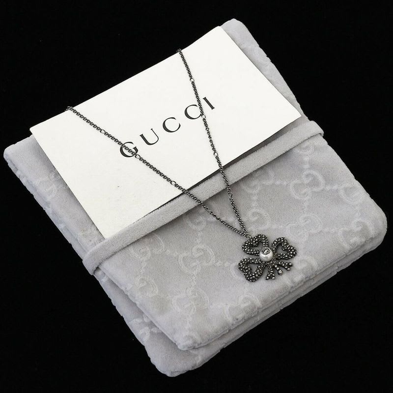 Gucci Clover Fake Pearl Design Necklace Pendant