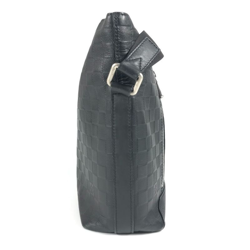 Louis Vuitton Shoulder Bag Discovery Messenger MM N42417 Damier Infini Leather